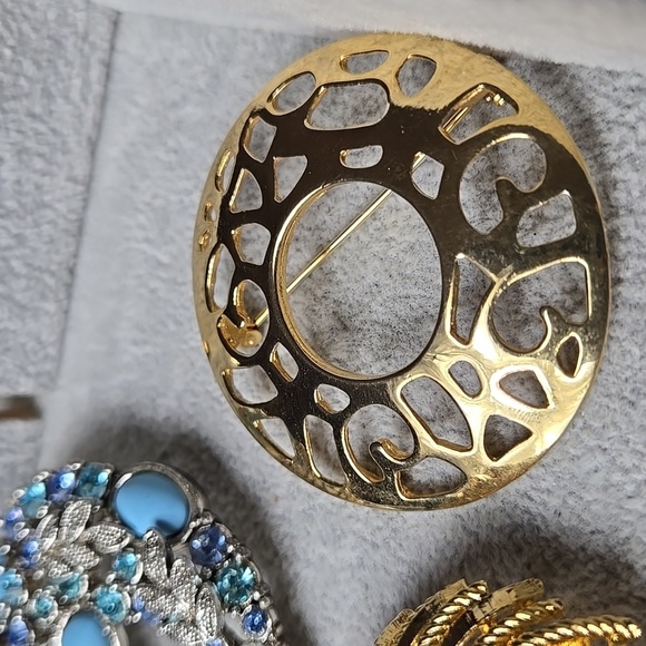 Elegant Gold and Silver Brooch Pin / Necelace Pedant  Set Of 3 - Picture 6 of 16